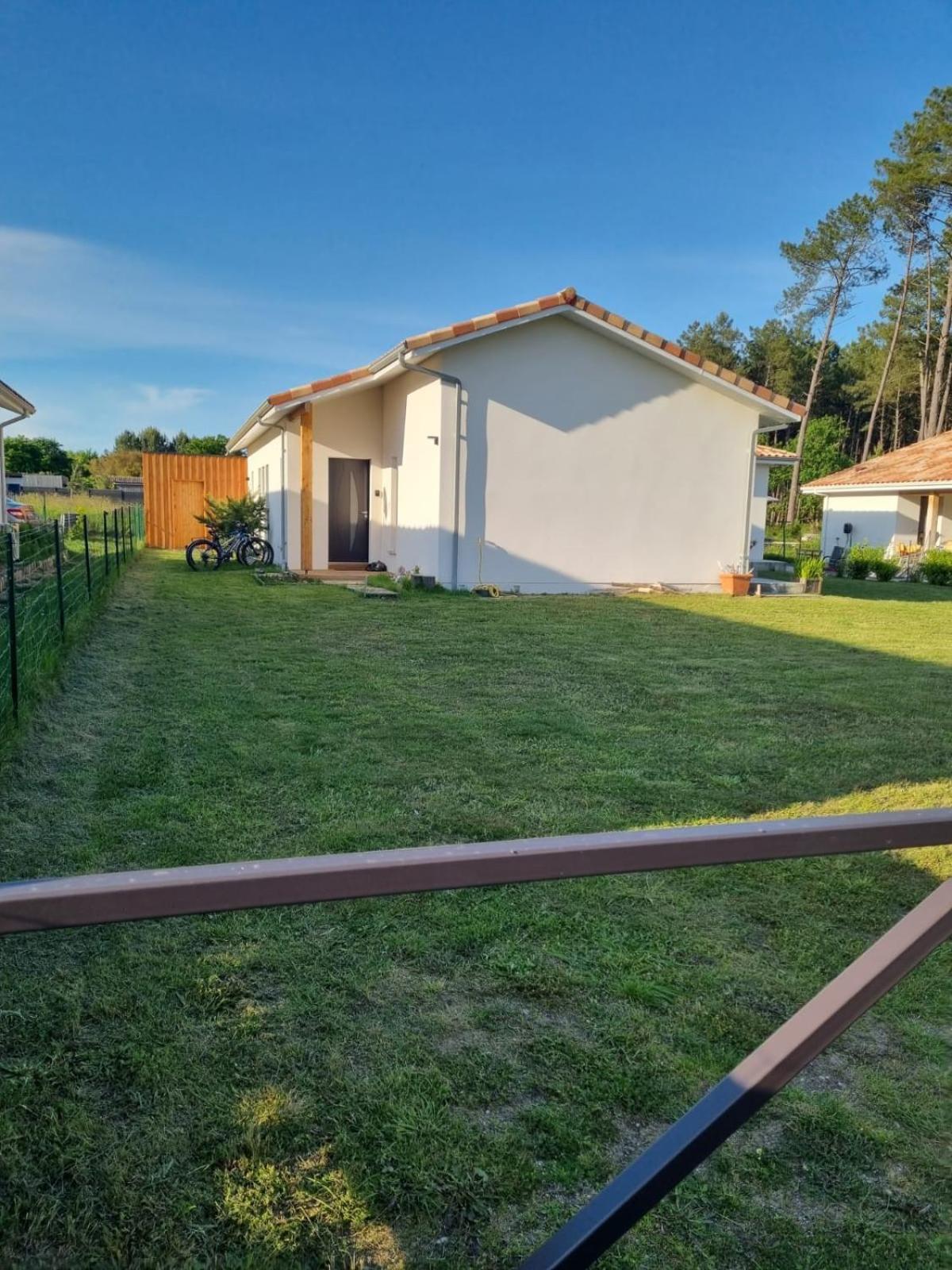 Maison Neuve Proche Du Lac De Leon Et De L'Ocean Vielle-Saint-Girons Exterior photo